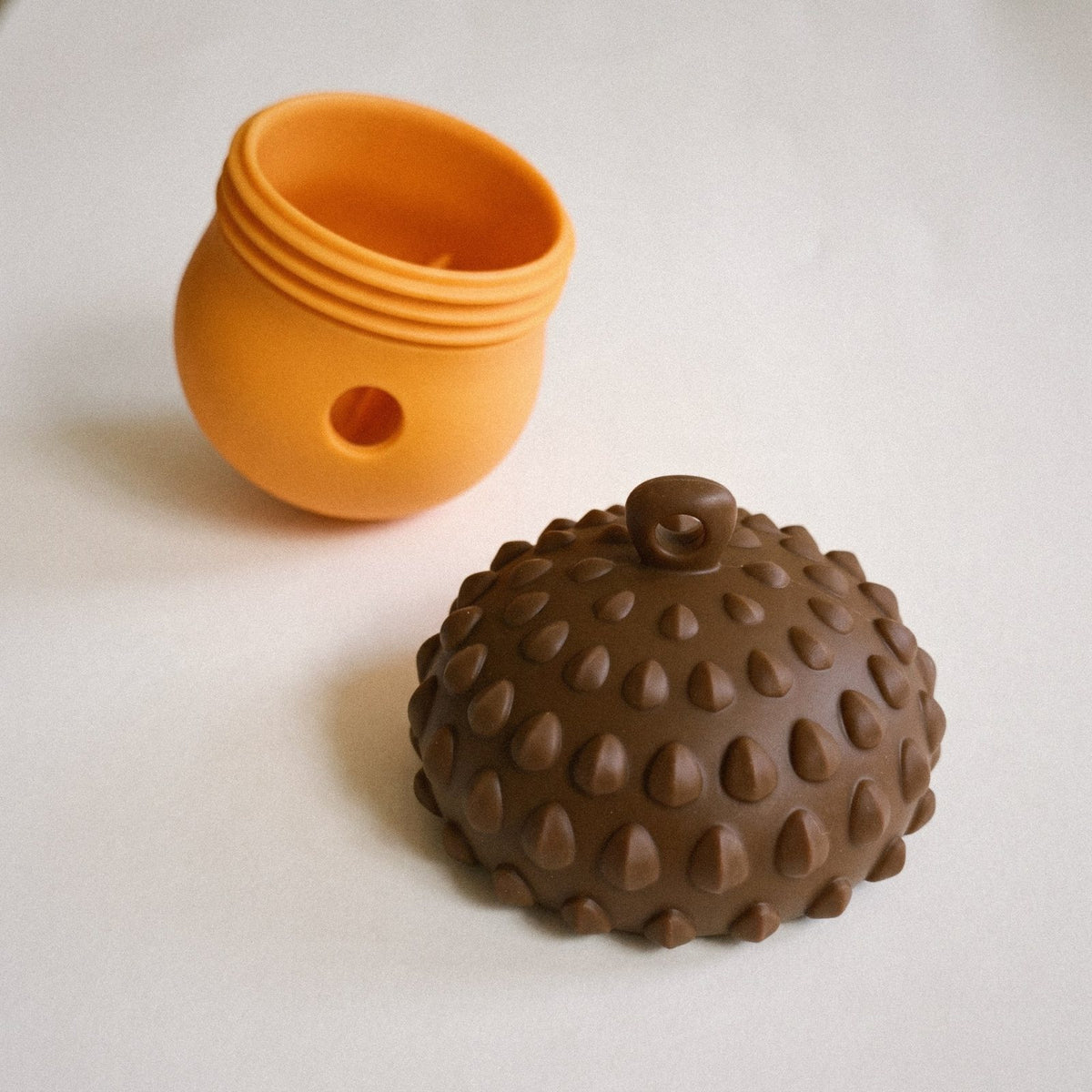 Acorn Treat Dispenser